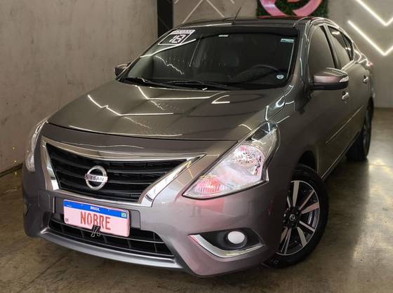 NISSAN VERSA 1.6 16V FLEX SL 4P XTRONIC NISSAN VERSA 1.6 16V FLEX SL 4P XTRONIC